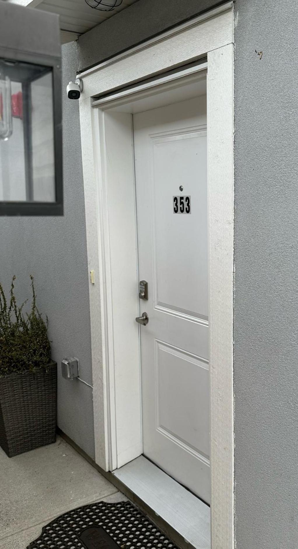 Bright And Cozy Modern Home In Vancouver - Central To Yvr-Downtown - Free Private Parking Luaran gambar