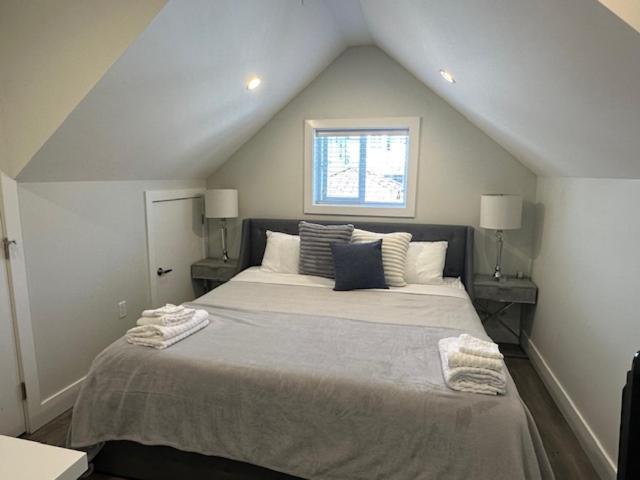 Bright And Cozy Modern Home In Vancouver - Central To Yvr-Downtown - Free Private Parking Luaran gambar